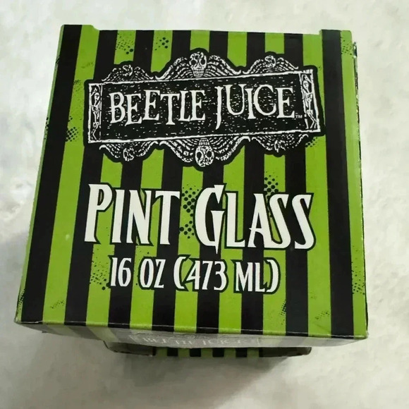 NEW Beetle Juice Pint Glass Cup Halloween Spooky Decor 16oz - Picture 10 of 11
